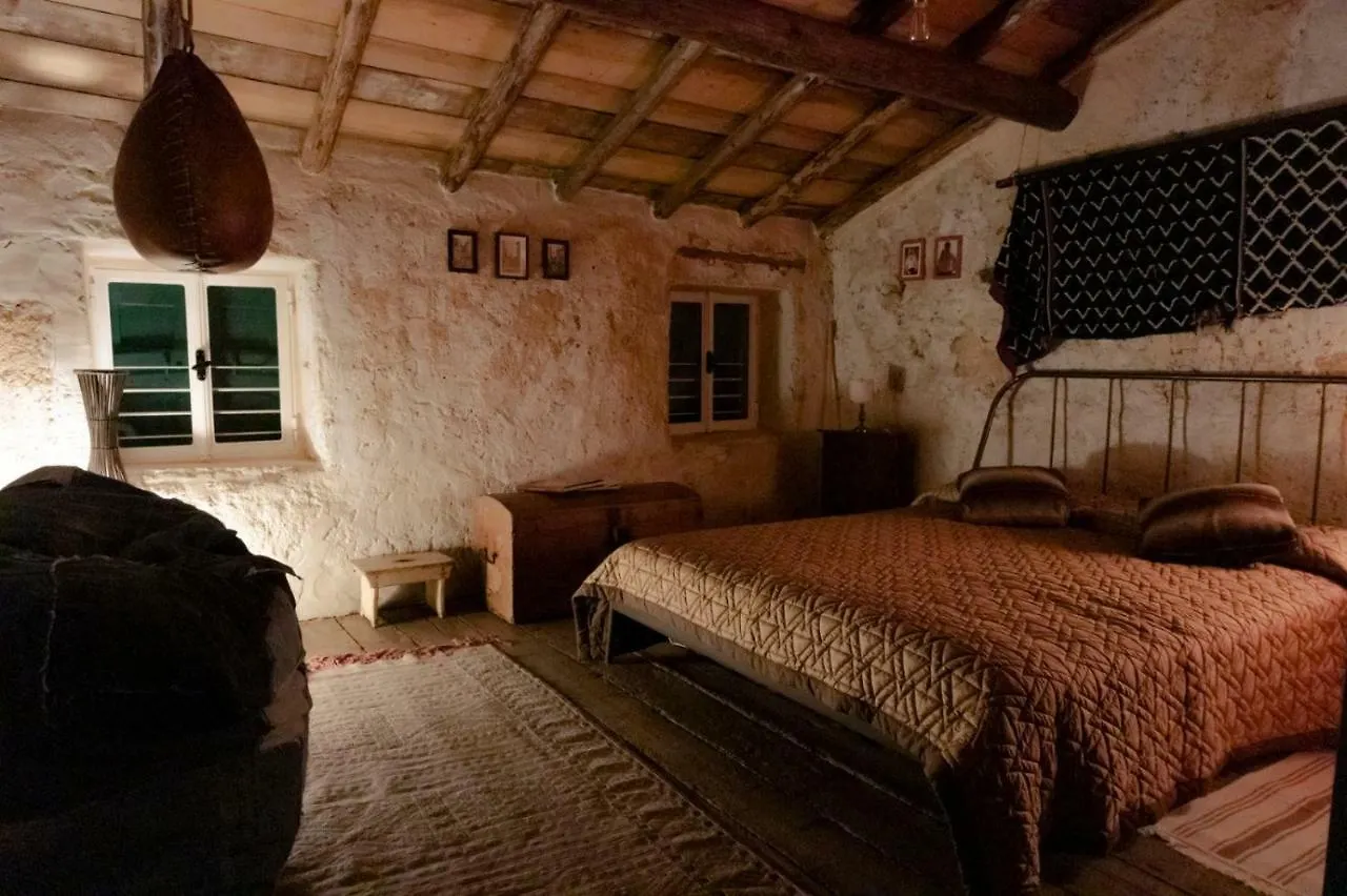 Antica Casa Simo Villa Montecchio  0*, Montecchio (Verona)