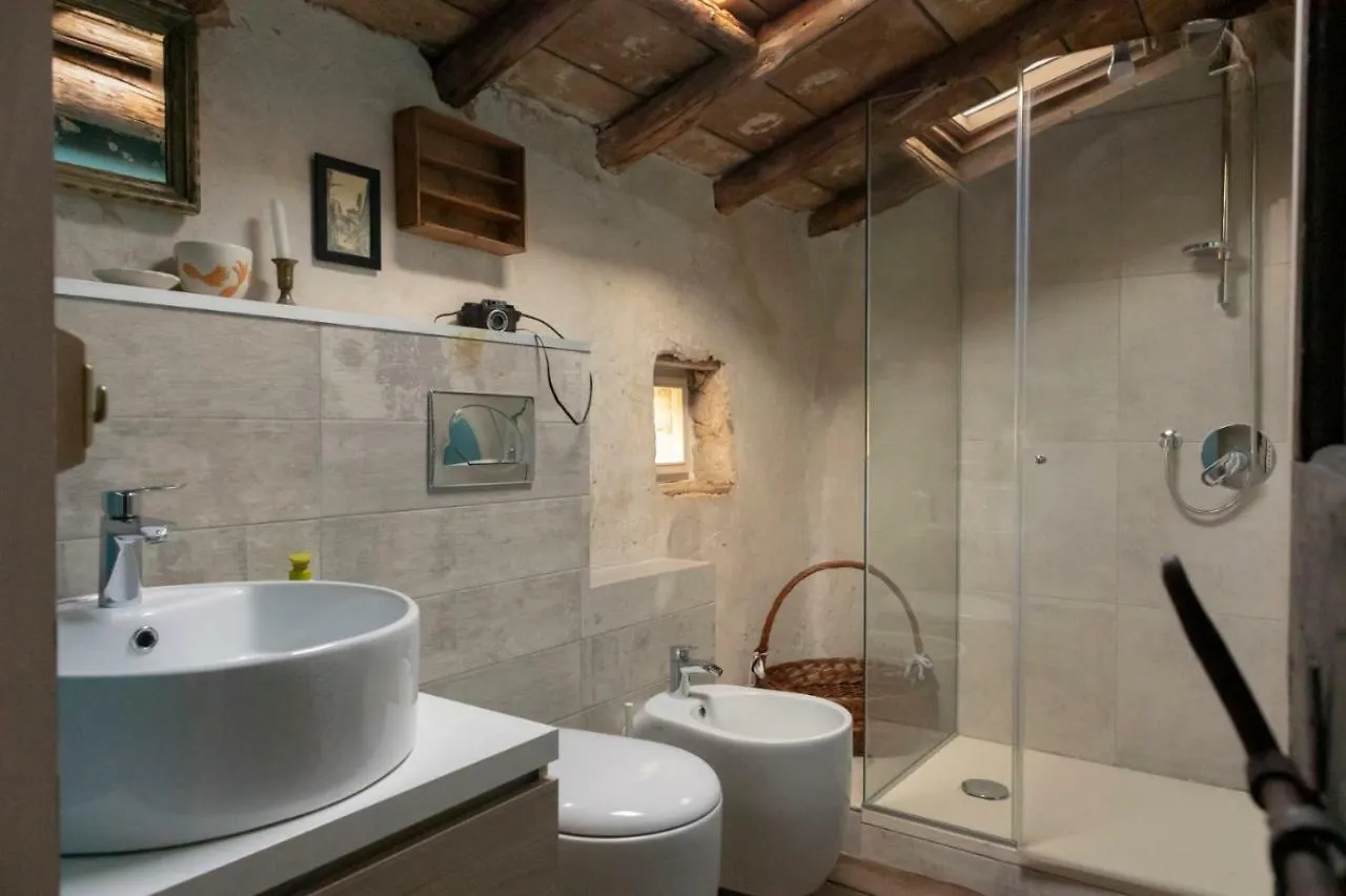 Holiday home Antica Casa Simo Villa Montecchio  Italy